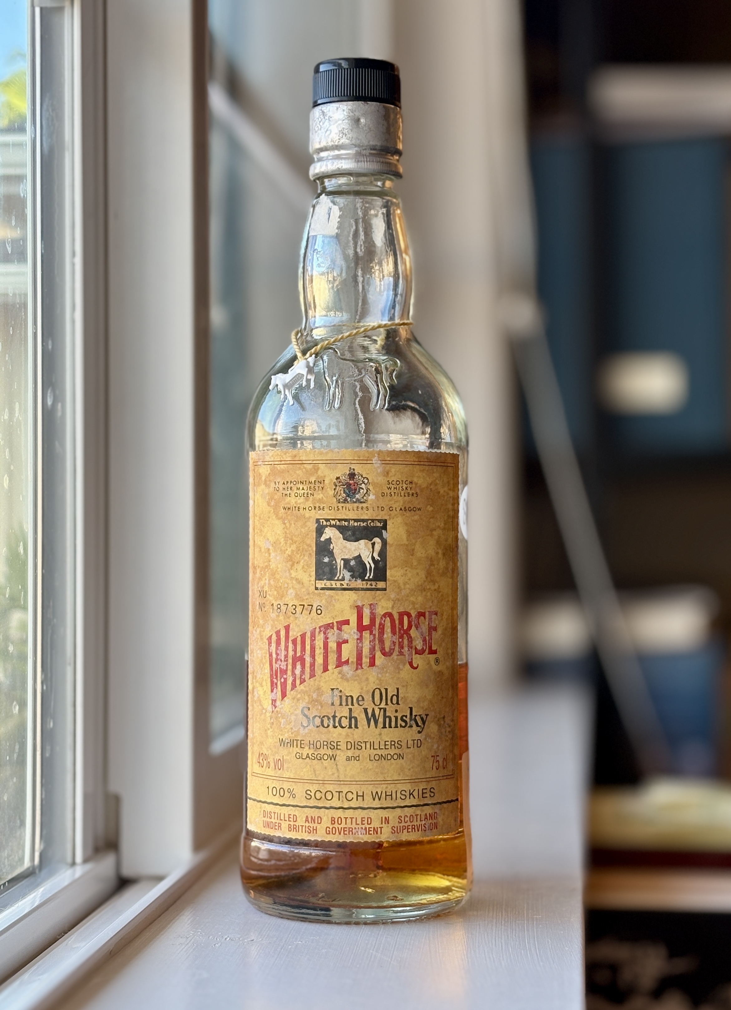 White Horse Blended Whisky (c. late 70s/early 80s) – Whiskery Turnip